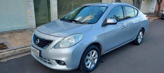 NISSAN VERSA 1.6 16V FLEX SL 4P MANUAL